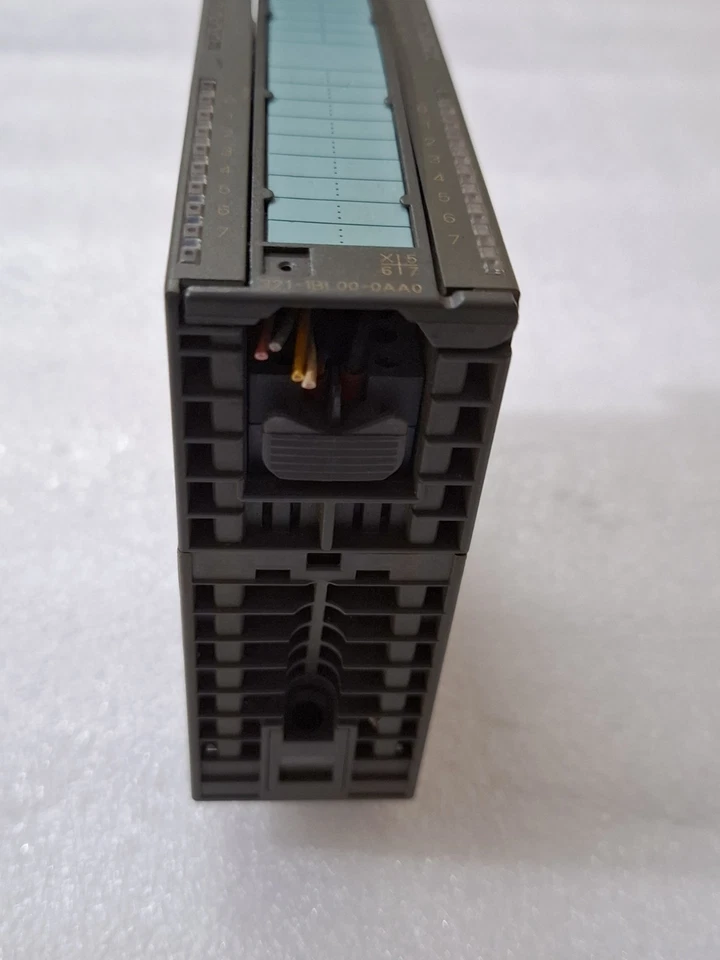 Siemens SIMATIC S7 | 6ES7 321-1BL00-0AA0 | E:06 | 6ES7321-1BL00-0AA0